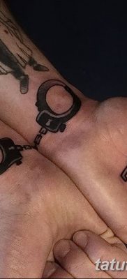 fotó bilincs tetoválás kelt 2018.06.25. №031 - tetováló bilincs -