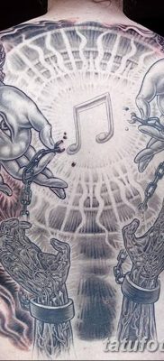 fotó bilincs tetoválás kelt 2018.06.25. №047 - tetováló bilincs -