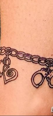 fotó bilincs tetoválás kelt 2018.06.25. №052 - tetováló bilincs -