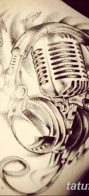 Fotó tetováló fejhallgatóról 2018.08.28. №008 - tetováló fejhallgató -