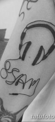 Fotó tetováló fejhallgatóról 2018.08.28. №010 - tetováló fejhallgató -