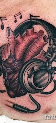 Fotó tetováló fejhallgatóról 2018.08.28. №012 - tetováló fejhallgató -