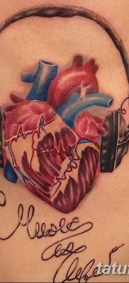 Fotó tetováló fejhallgatóról 2018.08.28. №014 - tetováló fejhallgató -