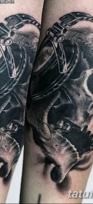 Fotó tetováló fejhallgatóról 2018.08.28. №019 - tetováló fejhallgató -