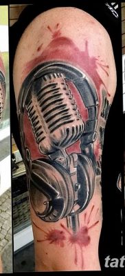 Fotó tetováló fejhallgatóról 2018.08.28. №124 - tetováló fejhallgató -