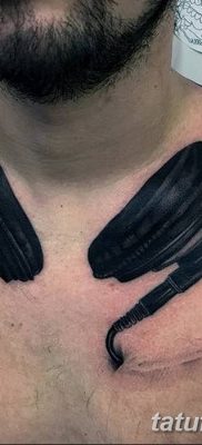 Fotó tetováló fejhallgatóról 2018.08.28. №136 - tetováló fejhallgató -