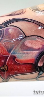Fotó tetováló fejhallgatóról 2018.08.28. №028 - tetováló fejhallgató -