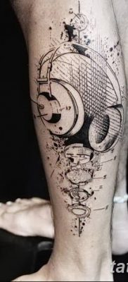 Fotó tetováló fejhallgatóról 2018.08.28. №032 - tetováló fejhallgató -