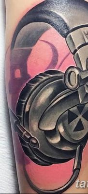 Fotó tetováló fejhallgatóról 2018.08.28. №034 - tetováló fejhallgató -