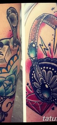 Fotó tetováló fejhallgatóról 2018.08.28. №037 - tetováló fejhallgató -