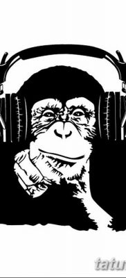 Fotó tetováló fejhallgatóról 2018.08.28. №040 - tetováló fejhallgató -