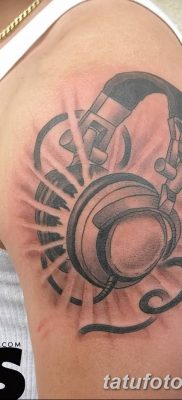 Fotó tetováló fejhallgatóról 2018.08.28. №045 - tetováló fejhallgató -