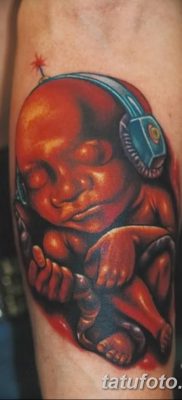 Fotó tetováló fejhallgatóról 2018.08.28. №048 - tetováló fejhallgató -