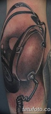 Fotó tetováló fejhallgatóról 2018.08.28. №055 - tetováló fejhallgató -