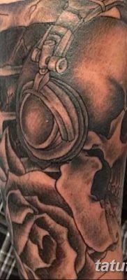 Fotó tetováló fejhallgatóról 2018.08.28. №063 - tetováló fejhallgató -