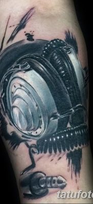 Fotó tetováló fejhallgatóról 2018.08.28. №065 - tetováló fejhallgató -