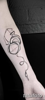 Fotó tetováló fejhallgatóról 2018.08.28. №066 - tetováló fejhallgató -