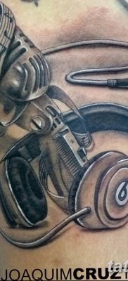 Fotó tetováló fejhallgatóról 2018.08.28. №069 - tetováló fejhallgató -