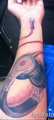 Fotó tetováló fejhallgatóról 2018.08.28. №072 - tetováló fejhallgató -