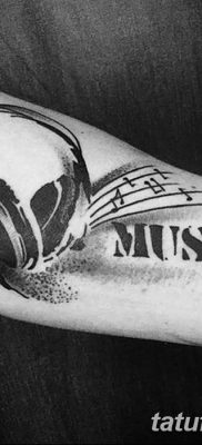 Fotó tetováló fejhallgatóról 2018.08.28. №073 - tetováló fejhallgató -