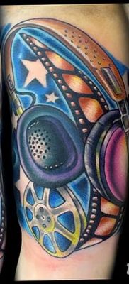 Fotó tetováló fejhallgatóról 2018.08.28. №074 - tetováló fejhallgató -