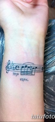 fotó a tetováló jegyzetekről, 2017. 10. 30 -án, 016 sz. - Tetováló jegyzetek -