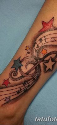 fotó a tetováló jegyzetekről, 2017. 10. 30 -án, 018 sz. - Tetováló jegyzetek -