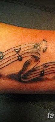 fotó a tetováló jegyzetekről, 2017. 10. 30 -án, 048 sz. - Tetováló jegyzetek -