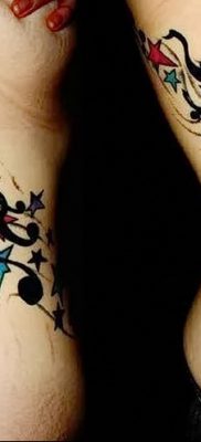 fotó a tetováló jegyzetekről, 2017. 10. 30 -án, 051. szám - Tetováló jegyzetek -