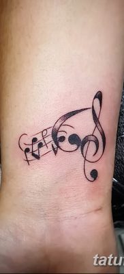 fotó a tetováló jegyzetekről, 2017. 10. 30 -án, 067. sz. - Tetováló jegyzetek -