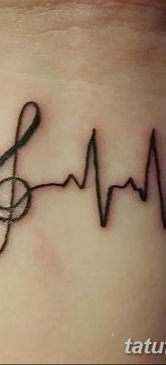 fotó a tetováló jegyzetekről, 2017. 10. 30 -án, 083. sz. - Tetováló jegyzetek -