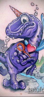 A NEW SCHOOL TATTOOS # 433 egy rajz klassz változata, amely sikeresen használható a rózsák átalakítására és felhelyezésére New School tetoválásként