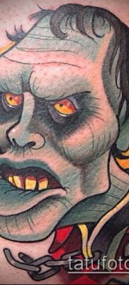 A NEW SCHOOL TATTOOS # 517 a minta érdekes változata, amely könnyen használható a rózsák finomítására és felhelyezésére New School tetoválásként