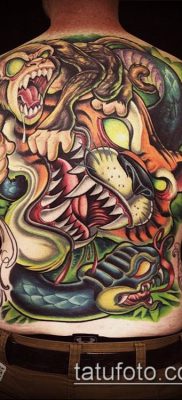 A NEW SCHOOL TATTOOS # 283 a minta klassz változata, amely könnyen használható új iskolai tetoválásként történő feldolgozásra és alkalmazásra