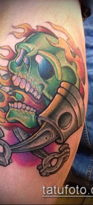 ÚJ ISKOLATETOVÁCIÓK # 642 - a minta egyedi változata, amely sikeresen használható az új iskola tetoválásaként történő feldolgozására és alkalmazására