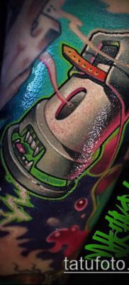 Az ÚJ ISKOLATETOVÁCIÓK # 715 a kép hűvös változata, amely könnyen használható a véglegesítéshez és tetoválásként való alkalmazáshoz az új iskolai gyermekkorban