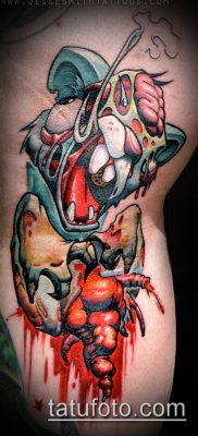 A NEW SCHOOL TATTOOS # 965 a minta hűvös változata, amely sikeresen használható átalakításra és tetoválásként történő alkalmazásra az új iskola stílusában