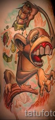 Egy majom tetoválás fotója példaként egy tetoválás jelentését bemutató cikkhez - tatufoto.ru - 39