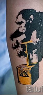 Egy majom tetoválás fotója példaként egy tetoválás jelentését bemutató cikkhez - tatufoto.ru - 23