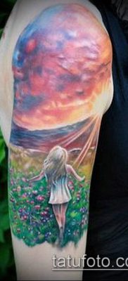 A 28. felhő tetoválás a minta hűvös változata, amely könnyen használható változtatásra és felhő tetoválás szövegként való alkalmazására