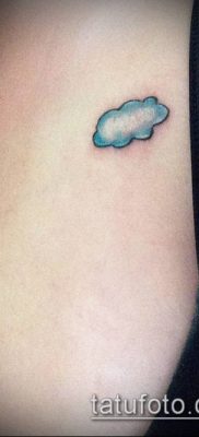 felhő tetoválás # 968 a minta exkluzív változata, amely sikeresen használható felhők és csillagok tetoválásként történő feldolgozására és alkalmazására