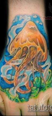 óceáni tetoválás № 850 - a minta érdekes változata, amely sikeresen használható felülvizsgálatra és alkalmazásra, mint a tenger tetoválása körben