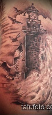 321. számú óceáni tetoválás - a minta érdekes változata, amely sikeresen használható felülvizsgálatra és alkalmazásra, mint a tetoválás a tengerre egy háromszögben