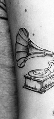 fotó a régi iskolai tetoválásról, dátum: 2017.08.21. 002 - Old school tetoválás -