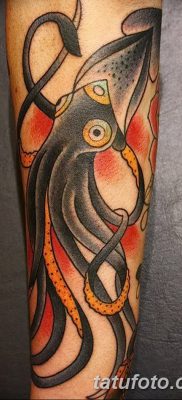 fotó a régi iskolai tetoválásról, kelt 2017.08.21 -én №072 - Old school tetoválás -