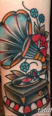 fotó a régi iskolai tetoválásról, 2017.08.08., №075 - Old school tetoválás -