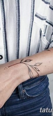 fotografija tetovaže grane masline od 13.11.2017. №055 - tetovaža maslinove grančice -