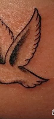 fotografija tetovaže grane masline od 13.11.2017. №068 - tetovaža maslinove grančice -