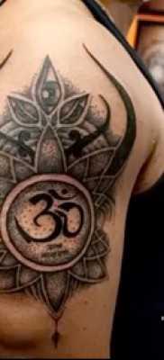 Fotó a tetoválásról OM 21