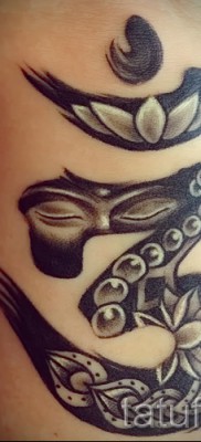 Fotó a tetoválásról OM 14